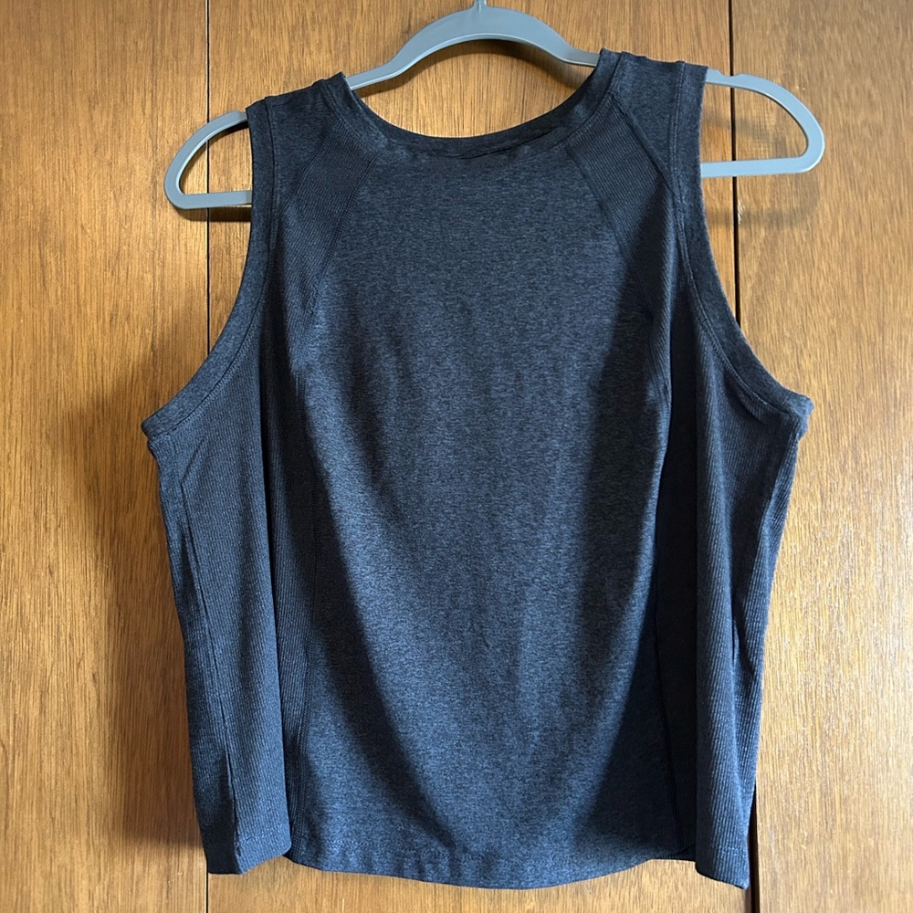 Charcoal gray fitness tank top